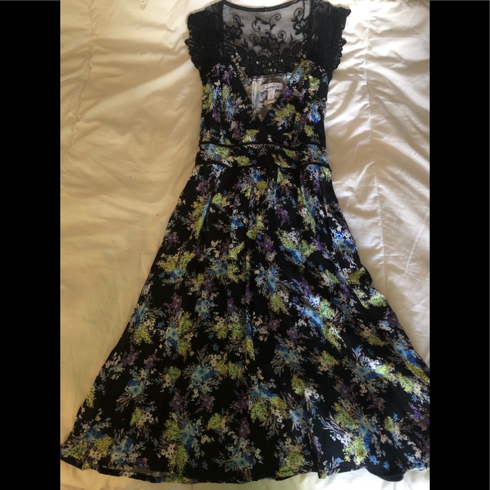 FLORAL DRESS
